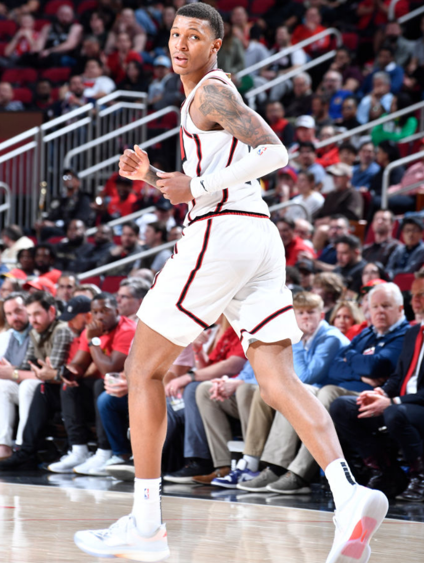 爱游戏-火箭主场击败尼克斯，回归胜利轨道