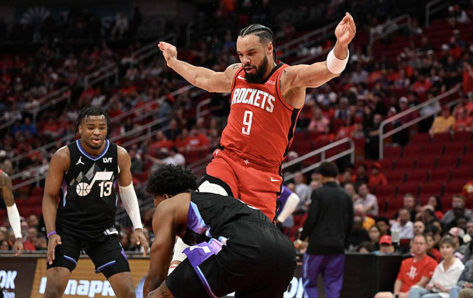 火箭大胜活塞，全队发挥出色默契！