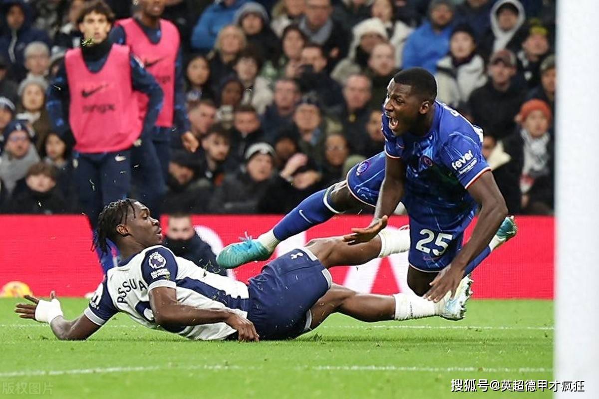 爱游戏-切尔西客场逆转热刺，实现翻盘的简单介绍