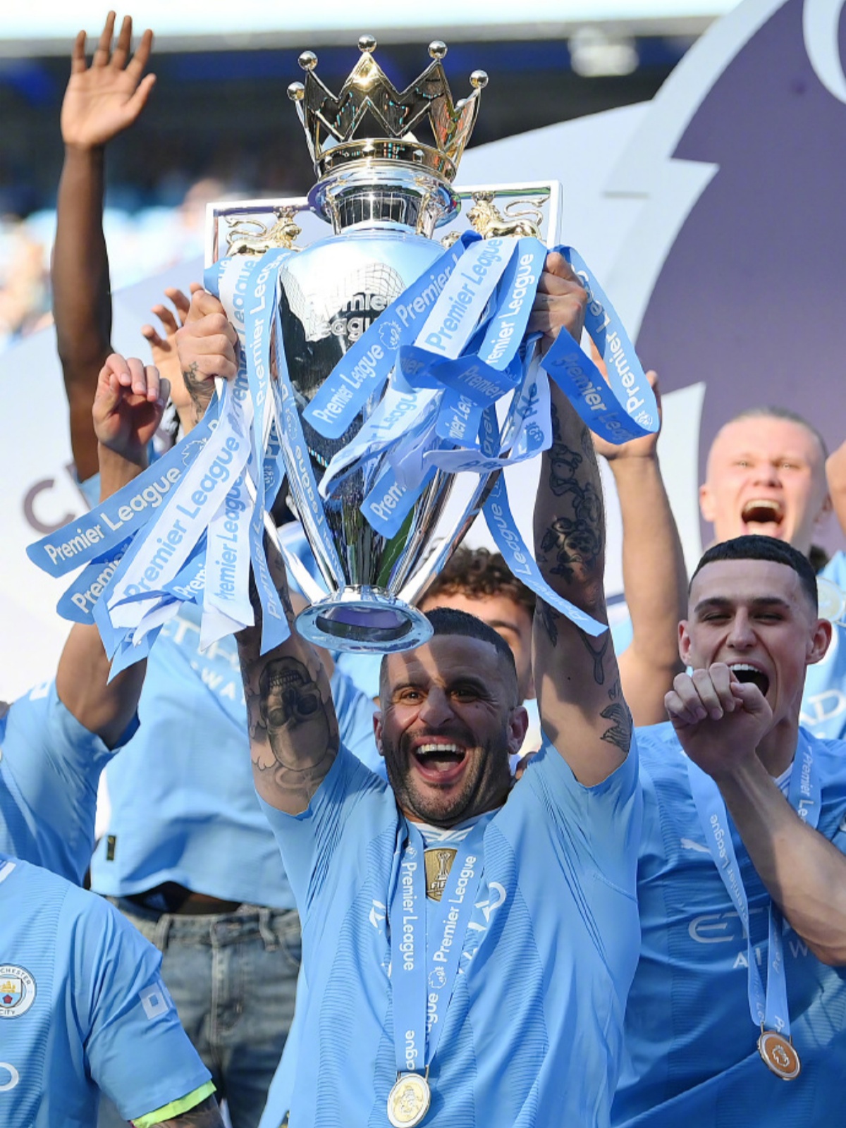 关于曼城继续飙胜，英超称霸道路逐渐清晰的信息